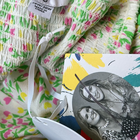 Rixo Daisy Long Sleeve Swing Dress Tulip size 16W/18W 20W/22W 28W/30W - Picture 11 of 11